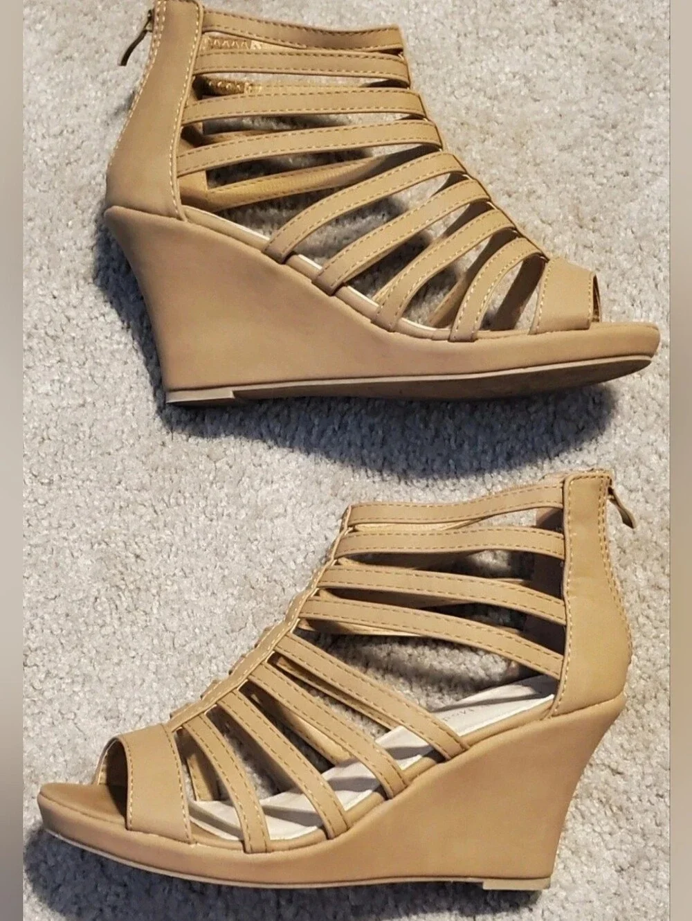 TOP Moda Tan Strappy Wedge Sandals Size 8.5  Only Worn Once